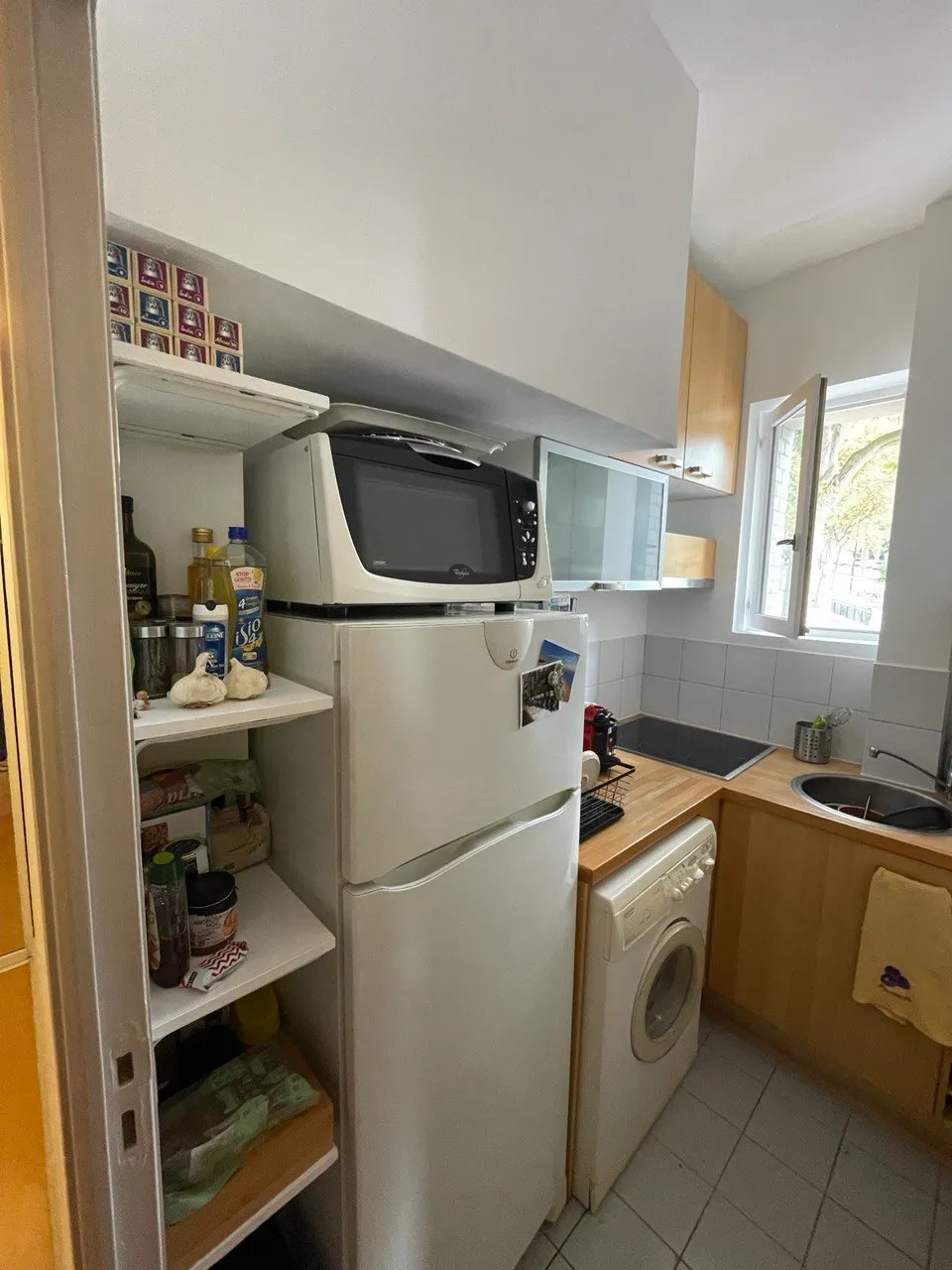 La cuisine fermée avant les travaux